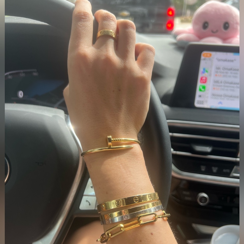 gold plated chunky bracelet